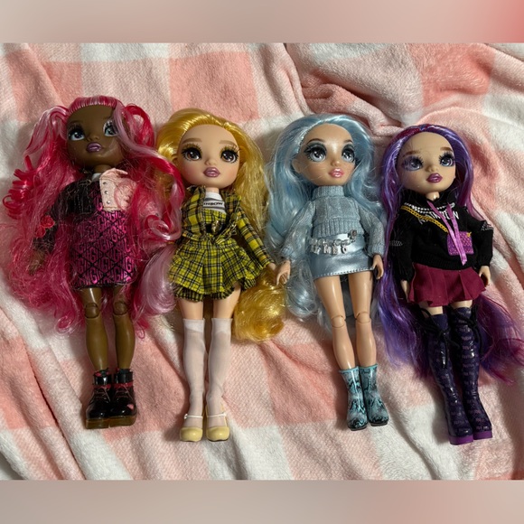 Rainbow High Other - Rainbow High Series 3 set of 4